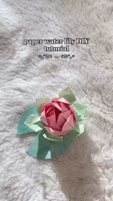 Lotus Origami, Snow Crafts, Paper Craft Videos, Folding Origami, Instruções Origami, Easy Paper Crafts Diy, Pinterest Diy Crafts, Handmade Paper Crafts, Craft Decoration