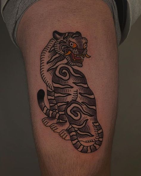 Japanese Panther Tattoo, Cats Reference, White Tiger Tattoo, Gecko Tattoo, Writing Tattoo, Dm Tattoo, Japanese Tiger Tattoo, Tattoo Japanese Style, Castlevania Wallpaper