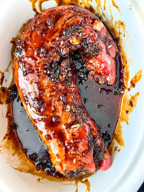 Cast Iron Pork Loin, Pork Tenderloin Cast Iron Skillet, Pork Loin Cast Iron Skillet, Cast Iron Pork Tenderloin, Pork Tenerloin, Pan Seared Pork Tenderloin, Best Pork Tenderloin Recipe, Teriyaki Pork Chops, Asian Pork Tenderloin