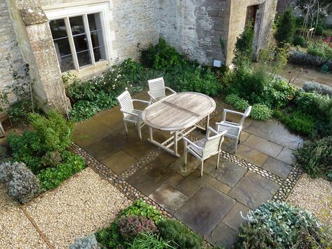 Reclaimed English Yorkstone Paving Yorkstone Paving, Reclaimed Brick Patio, Garden Exterior, Stone Bbq, Landscape Details, Stone Garden Paths, Stone Projects, York Stone, Stone Paving