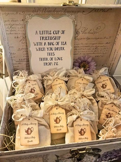 Rustic Favors, English Tea Party, Bridal Tea Party, Rustic Shower, Tea Party Favors, High Tea Party, Baby Shower Tea, Party Crafts, Tea Party Theme