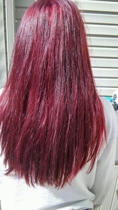 Red hair loreal hicolor highlights magenta red violet Loreal Hicolor Red Violet, Red Hair Loreal Hicolor, Loreal Hair Color Red, Loreal Hicolor Magenta, Loreal Hicolor Red, Red Hair Loreal, Magenta Red Hair, Plum Red Hair, Loreal Hicolor