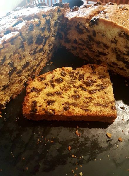 Sultana and Walnut Cake – two types, two recipes Galette Recipe Savory, Dundee Cake Recipe, Sultana Cake, Fruit Bread Recipes, Fruit Cake Recipe Easy, Boiled Fruit Cake, Cake Stall, Tea Cakes Recipes, Ginger Cake