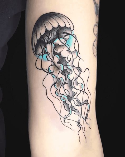 Black Jellyfish Tattoo, Jellyfish Tattoo Designs For Women, Cool Jellyfish Tattoos, Jellyfish Tattoo Arm, Japanese Style Jellyfish Tattoo, Jellyfish Tattoo Thigh, Unique Jellyfish Tattoo, Jellyfish Thigh Tattoo, Medusa Tattoo Animal