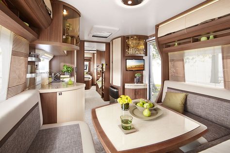 PRESTIGE - Hobby Caravan Hobby Caravan, Modern Camper, Caravan Interiors, Luxury Caravans, Caravan Interior, Luxury Rv, Van Living, Camper Renovation, Rv Interior