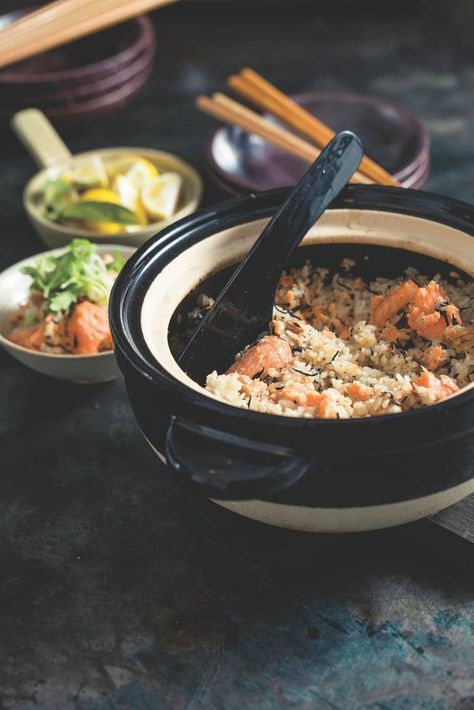 Cured Salmon Recipe, Clay Pot Cooking, Recipe For Salmon, Sushi Rice, Most Popular Recipes, Cooking Together, Asian Cooking, Clay Pot, Rice Dishes