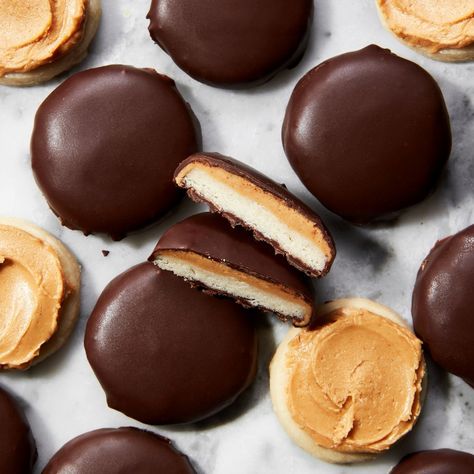 Girl Scout Tagalongs Roll Cookies, Peanut Butter Balls, Peanut Butter Cookie Recipe, Girl Scout Cookies, Chocolate Coating, Milk Chocolate Chips, Peanut Butter Cookies, Girl Scout, Copycat Recipes