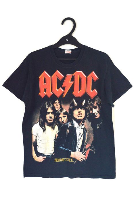 Excited to share this item from my shop: AC DC Vintage Highway To Hell Band T-Shirt Black Size Men's M #acdc #acdcvintage #acdctshirt #acdcmerchandise #acdctourtshirt #vintagemerchandise #vintagebandtshirt #bandtshirt #rocktshirt Ac Dc Tshirt, Vintage Band T Shirts, Cancelled Flight, Highway To Hell, Wax Jackets, Rock T Shirts, Tour T Shirts, Ac Dc, Green Jacket