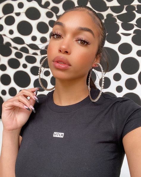 Lori Harvey on Instagram: “💥” Lux Life, Lori Harvey, Free Makeup, Brown Skin, Black Is Beautiful, Beautiful Black Women, Makeup Inspo, Pretty Woman, Pretty People