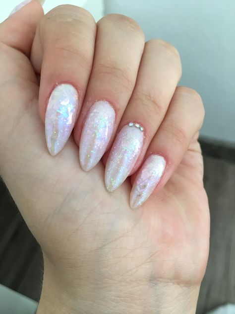 Perfect opal  #nails #opal #bosslady Moonstone Nails Acrylic, Opal Inspired Nails, White Opal Nails, Nails Opal, Abs Reference, Moonstone Nails, Graduated Bob Haircuts, Opal Nails, Graduated Bob