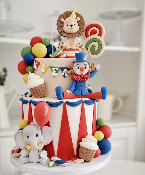 Circus Themed Cake, Circus Cake Ideas, Animal Theme Cake, Carnival Themed Cakes, Carnival Birthday Cakes, Carnival Birthday Theme, Circus Birthday Cake, Circus Theme Cakes, Carnival Cake