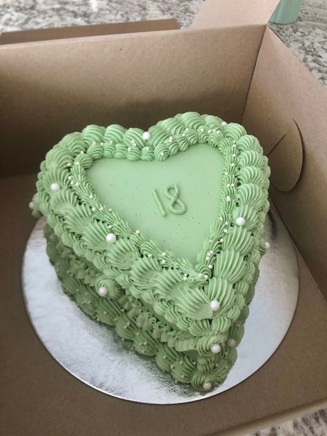 18th Birthday Party Green Theme, Green Heart Shaped Cake, Sage Green Heart Cake, Mint Green Birthday Cake, Aesthetic Green Heart, Green Heart Cake, Sage Green Birthday Cake, Vintage Aesthetic Green, Eighteen Birthday Cake