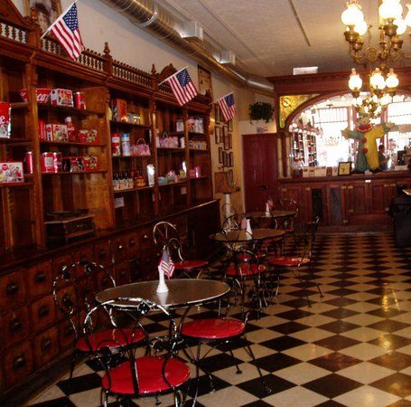 American Old Fashioned Ice Cream Parlor, Galena: See 42 unbiased reviews of American Old Fashioned Ice Cream Parlor, rated 4 of 5 on TripAdvisor and ranked #34 of 62 restaurants in Galena. Old Bakery, Diner Ideas, Galena Illinois, Old Fashioned Ice Cream, Chocolate House, Midwest Travel, Ice Cream Parlor, Soda Fountain, Ice Cream Shop