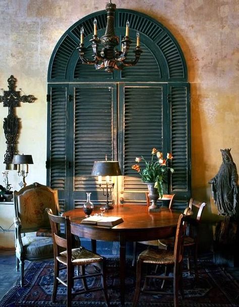 40 British Colonial Decoration Ideas - Bored Art New Orleans Interior Design, New Orleans Style Homes, New Orleans Decor, British Colonial Decor, Interior Design Principles, Safe House, British Colonial Style, New Orleans Homes, Colonial Decor