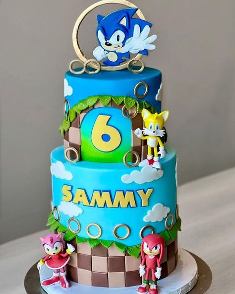 Sonic Fondant Cake, Mario And Sonic Cake, Sonic The Hedgehog Birthday Party Cake, Kehlani Birthday, Super Sonic Cake, Sonic The Hedgehog Birthday Cake, Sonic Cakes, Sonic Birthday Cake, Sonic The Hedgehog Cake