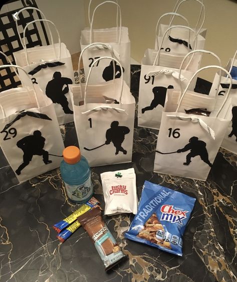 Hockey Team Goodie Bags, Hockey Goodie Bag Ideas Team Gifts, Hockey Treats For Team, Hockey Tournament Bags, Hockey Goodie Bags, Hockey Snacks For Team, Hockey Bags For Tournaments, Hockey Mom Gift Basket, End Of Season Hockey Gifts Kids