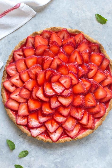 Strawberry Tart Recipe, Strawberry Tarts Recipe, Dairy Free Pies, Easy Strawberry Pie, Dairy Free Recipes Dessert, The Recipe Critic, Strawberry Tart, Recipe Critic, Easy Summer Desserts