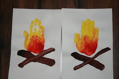 Carimbo: Mão - Fogueira junina Hand Print Art, Girl Scout Ideas, Cowboy Theme, Vbs Crafts, Footprint Art, Handprint Crafts, Daycare Crafts, Camping Party, Vacation Bible School