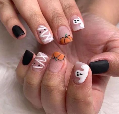 Black And White Nail, Black Halloween Nails, Halloween Nails Diy, Holloween Nails, Halloween Nails Easy, Halloween Acrylic Nails, Cute Halloween Nails, Fall Gel Nails, Pumpkin Nails