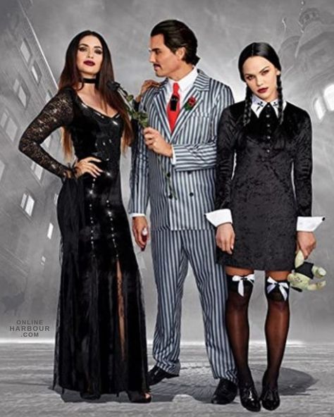 Adams Family Costume Wednesday, Morticia Costume, Adams Family Costume, Adams Family Halloween, Family Costumes Diy, Addams Wednesday, Wednesday Addams Costume, Halloween Costumes For Family, Addams Family Costumes