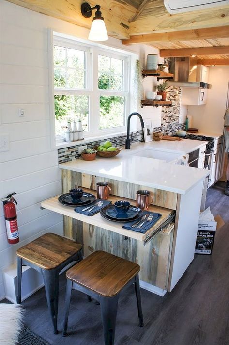 Tiny House Kitchen Storage, Model Dapur, Casa Loft, Pelan Rumah, Tiny House Interior Design, Decor Ikea, Tiny House Kitchen, Big Kitchen, Rv Interior