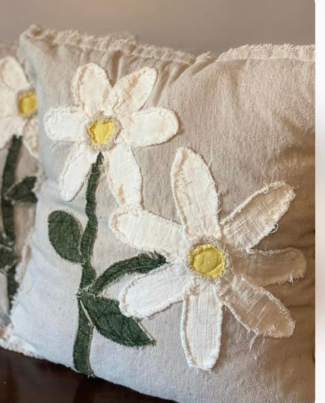 Handmade Throw Pillows, Daisy Pillow Sewing Pattern, Spring Pillows Diy, Summer Pillow Covers, Easter Pillows Ideas, Diy Throw Pillow Covers, Spring House Decor, Neutral Fabrics, Born To Create