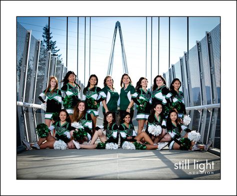 Athletic Photos, Cheerleading Poses, Cheer Photo, Cheerleading Ideas, Cheer Team Pictures, Cheer Photos, Youth Cheer, Sports Inspiration, Cheer Photography