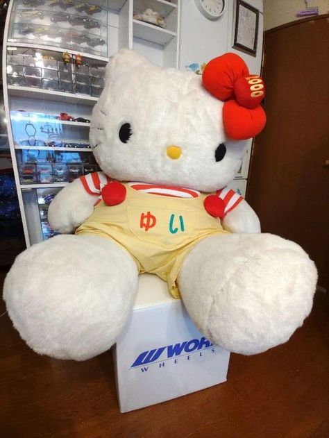 #hellokitty #kawaii #cute #plush #plushies #plushcore #pinterest #adorable Large Hello Kitty Plush, Huge Hello Kitty Plush, Adorable Plushies, Hello Kitty Gifts, Sanrio Stuff, Hello Kitty Jewelry, Kitty Images, Kitty Plush, Hello Kit