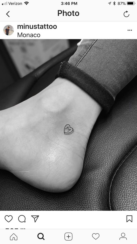 Heart Tattoo Ankle, Heart Outline Tattoo, Black And Grey Tattoos For Men, Love Heart Tattoo, Candy Tattoo, Black And Grey Tattoos Sleeve, International Tattoo, Tattoo For Boyfriend, Small Girly Tattoos