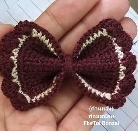 Diy Crochet Hair Accessories, Crochet Hair Bows, Hair Bows Diy Ribbon, Crochet Tunisian, Crochet Barefoot Sandals, Crochet Hair Clips, Crochet Jewelry Patterns, Crochet Bows, Crochet Hair Accessories