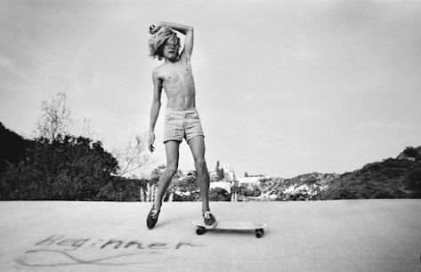 Hugh Holland: Silver. Skate. Seventies. - DisneyRollerGirl Hugh Holland, Skateboard Photos, B Photo, Skater Boys, Tan Body, Wild Spirit, Hollywood Hills, Retro Designs, Black And White Photographs