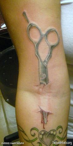 Scissors Tattoo Design, Hair Scissor Tattoos, Victorian Scissors, Cosmetology Tattoos, Shears Tattoo, Hairdresser Tattoos, Hairstylist Tattoos, Cosmos Tattoo, Barber Tattoo