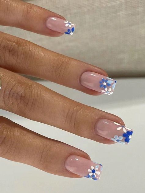 Cute Acrylic Nails Simple Design, Coffin Mid Length Nails, Cute Seasonal Nails, Medium Coffin Nails Summer, Cute Short Kawaii Nails, Nails For Italian Summer, Cool Nail Designs Square, Sunner Nails Idea, Simple Colorful Nail Designs