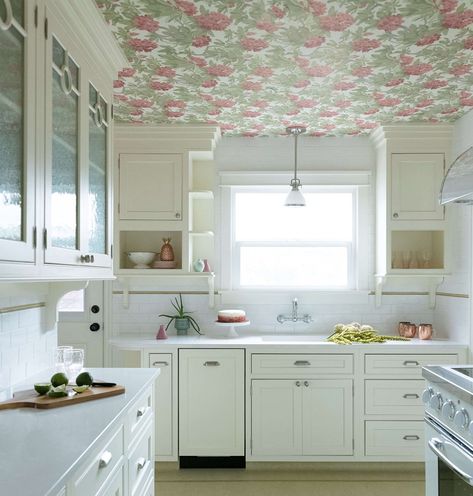 Trend Alert (?) Is The Accent Ceiling The New Accent Wall? + 5 Easy (and Budget-Friendly) Ways To Take Your Room To The Next Level - Emily Henderson 1950’s Kitchen, Cozy Room Ideas, Room Ideas For Men, Pulls For Cabinets, Room Ideas For Men Bedroom, Men Bedroom, Emily Henderson Design, Accent Ceiling, Molded Chair