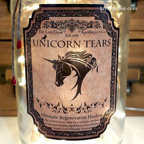 700ml Unicorn Tears The Lost Crow Apothecary Potion Bottle Lamp Diy Halloween Bottles, Unicorn Bottle, Unicorn Tears, Potion Labels, Apothecary Bottles, Wooden Tags, Bottle Lamp, Potion Bottle, Cork Stoppers