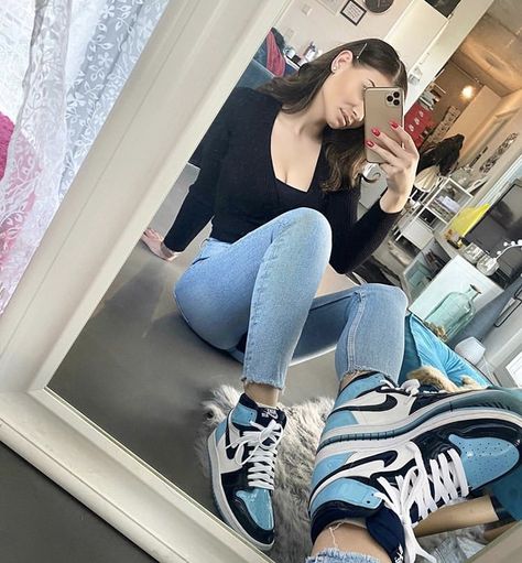 Jordans Outfit Women, Patent Leather Outfits, Jordan 1 Blue Chill, Jordan Outfits Womens, High Tops Outfit, Nike Casual Shoes, Air Force 1 Outfit, Jordan 1 Outfit Women, Nike Air Force 1 Outfit