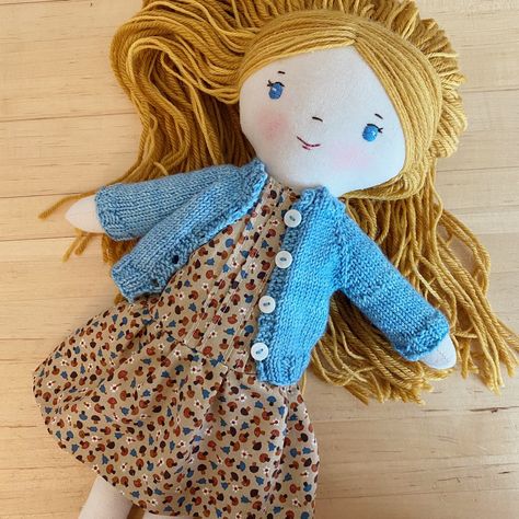 Dollmaking Tips & Tutorials Archives - Wee Wonderfuls How To Make A Rag Doll Easy, Embroidered Doll Faces Simple, Free Cloth Doll Patterns, Fabric Doll Sewing Pattern, Diy Doll Pattern Free Printable, Diy Rag Doll Pattern Free, Sewn Doll Pattern, Rag Doll Clothes Patterns Free, Free Rag Doll Pattern Sewing