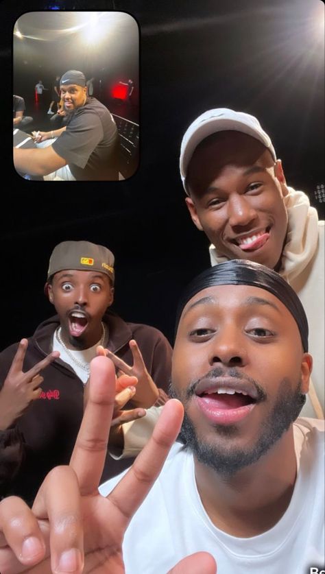 Kenny And Sharky, Beta Squad Wallpaper, Kenny Beta Squad, Sharky Betasquad, Beta Boy, Beta Squad, Squad Photos, British Youtubers, Man Crush Everyday