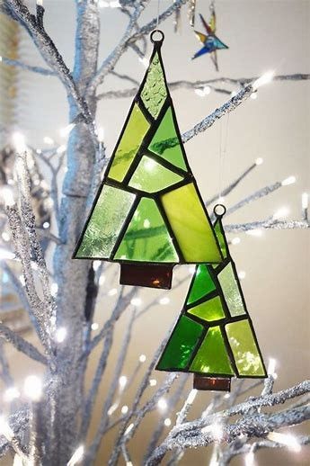 Glass Christmas Trees, Stained Glass Christmas Tree, Stained Glass Gifts, Stained Glass Patterns Free, Fir Trees, Stained Glass Decor, Stained Glass Ornaments, Stained Glass Suncatchers, Stained Glass Christmas