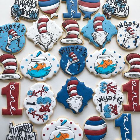 Cat in the hat sugar cookies Cat In The Hat Birthday Party Ideas, Cat In The Hat Cookies, Cat In The Hat Birthday Party Food, Dr Suess Cookies, Cat In The Hat Party, Hat Cookies, Dr Seuss Birthday Party, Happy First Birthday, Dr Seuss Birthday