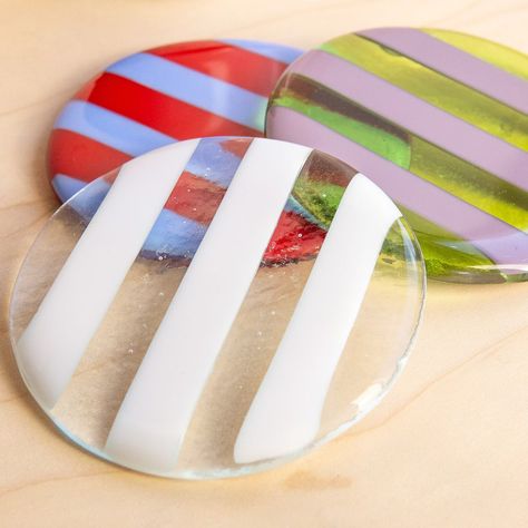 Super fun fused glass coasters. Each handmade. Plastic bumpers underneath to protect table. Red stripe almost sold out, but personally I’m after the white for my own house! 😍 Glass Coasters Diy Ideas, Kiln Glass Art, Beaded Coasters, Fused Glass Coasters, Glass Coaster, Rainbow Glass, Diy Coasters, Resin Coasters, Glass Work