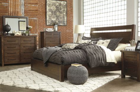 Making the Most Comfortable Bed is now easier than ever. Ashley Furniture HomeStore gives you simple steps to guarantee you get a great night's sleep. Dark Brown Bed Frame, Dark Brown Bedrooms, Brown Bed Frame, Ashley Bedroom, Natural Wood Bed, Brown Furniture Bedroom, Color Bordo, Brown Bed, Queen Panel Beds