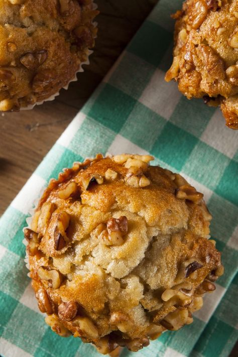 Banana Nut Muffins Easy, Banana Bread Recipes Easy, Brownie Aesthetics, Gluten Free Banana Nut Muffins, Banana Nut Bread Muffins, Easy Banana Bread Recipes, Moist Banana Nut Muffins, Banana Nut Muffins Healthy, Muffins Easy Recipe