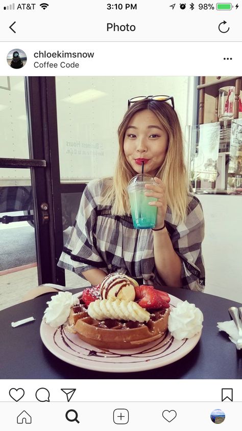 Chloe Kim : hair goals Kim Hair, Chloe Kim, Hair Goals, Chloe, 10 Things, Hair, Beauty