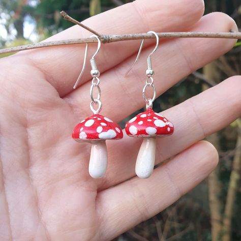 I made these small mushroom earrings for my Etsy Mushroom Earrings Diy, Mushroom Earings, Mushroom Accessories, Mushroom Earring, Cercei Din Lut Polimeric, Small Mushroom, Little Mushroom, Weird Jewelry, Mushroom Jewelry