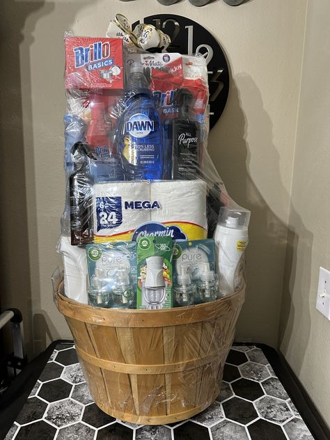 Social Prizes Gift Baskets, 40 Dollar Gift Ideas, Social Prizes, House Gift Basket, Bingo Gifts, Raffle Gift Basket Ideas, Raffle Ideas, Shower Baskets, Perfect Gift Basket