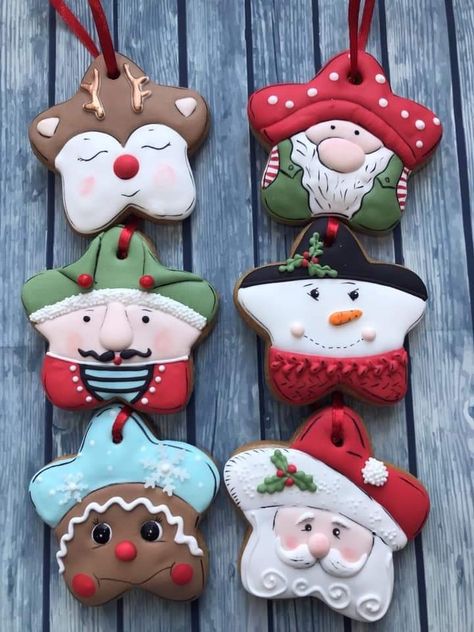 No Bake Sugar Cookies, Christmas Sugar Cookies Decorated, Cute Christmas Cookies, Sugar Cookie Royal Icing, Sugar Cookie Designs, Creative Cookies, Christmas Cookies Decorated, Christmas Sugar Cookies, Xmas Cookies