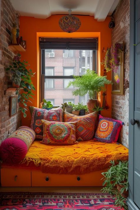 The Home Decor and Garden DIY Masters | I'm in love | Facebook One Bedroom Ideas Small Spaces, Bedroom Ideas For Couples Cozy, Small Bedroom Ideas For Women, Small Bedroom Ideas For Couples, Indian Living Rooms, Boho Style Bedroom, Small Bedroom Ideas, Deco Nature, Casa Vintage