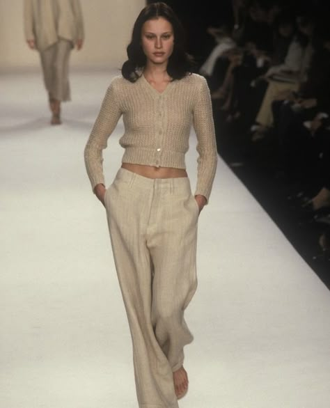 Ralph Lauren Runway, Ralph Lauren Spring Summer, 90s Minimalism, Classic Ralph Lauren, 90s Ralph Lauren, 90s Runway Fashion, June 22, 가을 패션, Lookbook Outfits