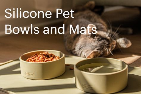 Modern silicone bowls and mats that work perfectly for your pets but also look beautiful in your home. Bowls come in 2 sizes that are suitable for both dogs and cats. Bowls and mats available in 8 different colors. Perfect for indoor or outdoor use.